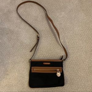 Michael Kors Crossbody 🖤🖤🤎